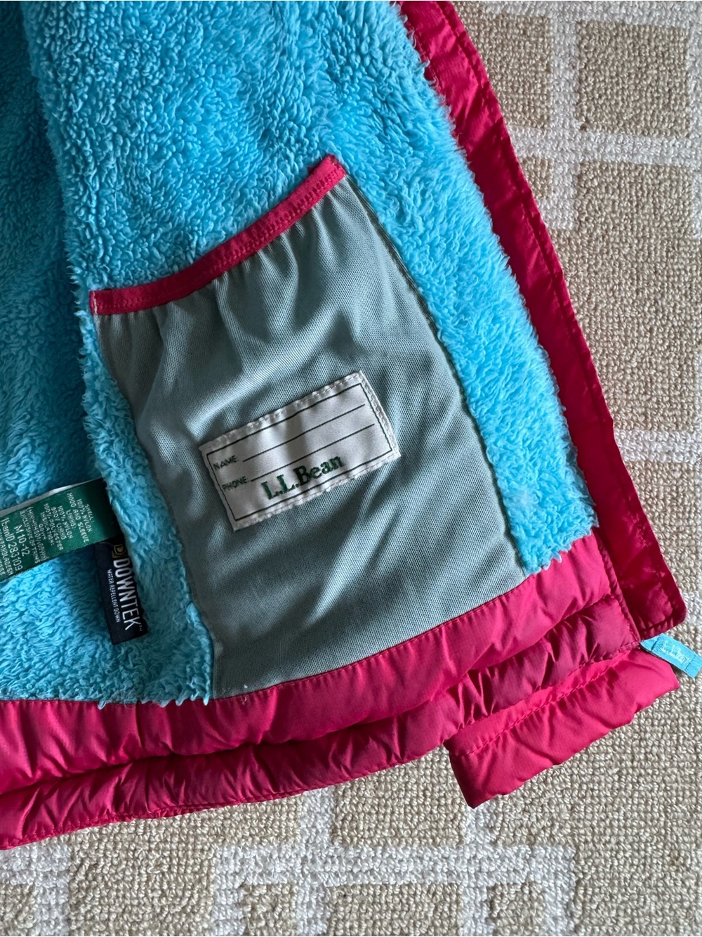 L.L. Bean DownTek Hooded Puffer Jacket Hot Pink Blue Girls Medium 10-12 - Picture 9 of 15